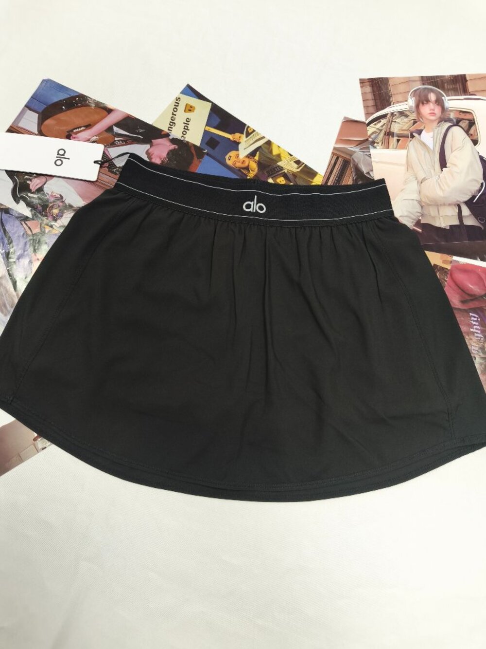 ALO Yoga Black Tennis Skirt Athleisure Favorite😍Activewear Pilates Running🎄NWT - Picture 2 of 8